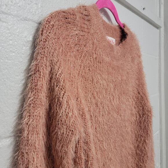 Pink Rose Eyelash Sweater - Picture 5 of 9